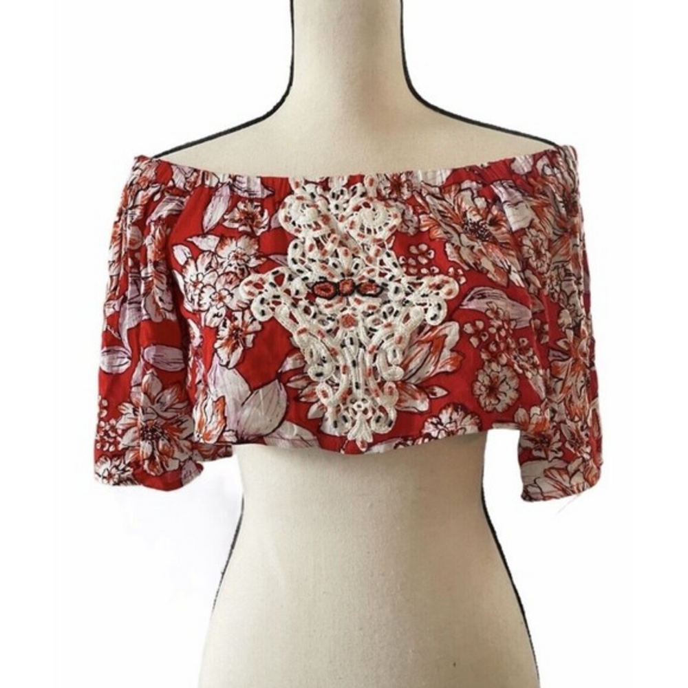 LF‎ Native Rose Off Shoulder Beaded And Crochet Top